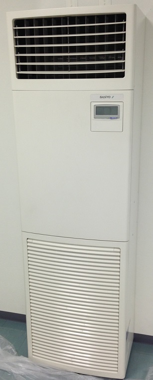 業務用床置きエアコン