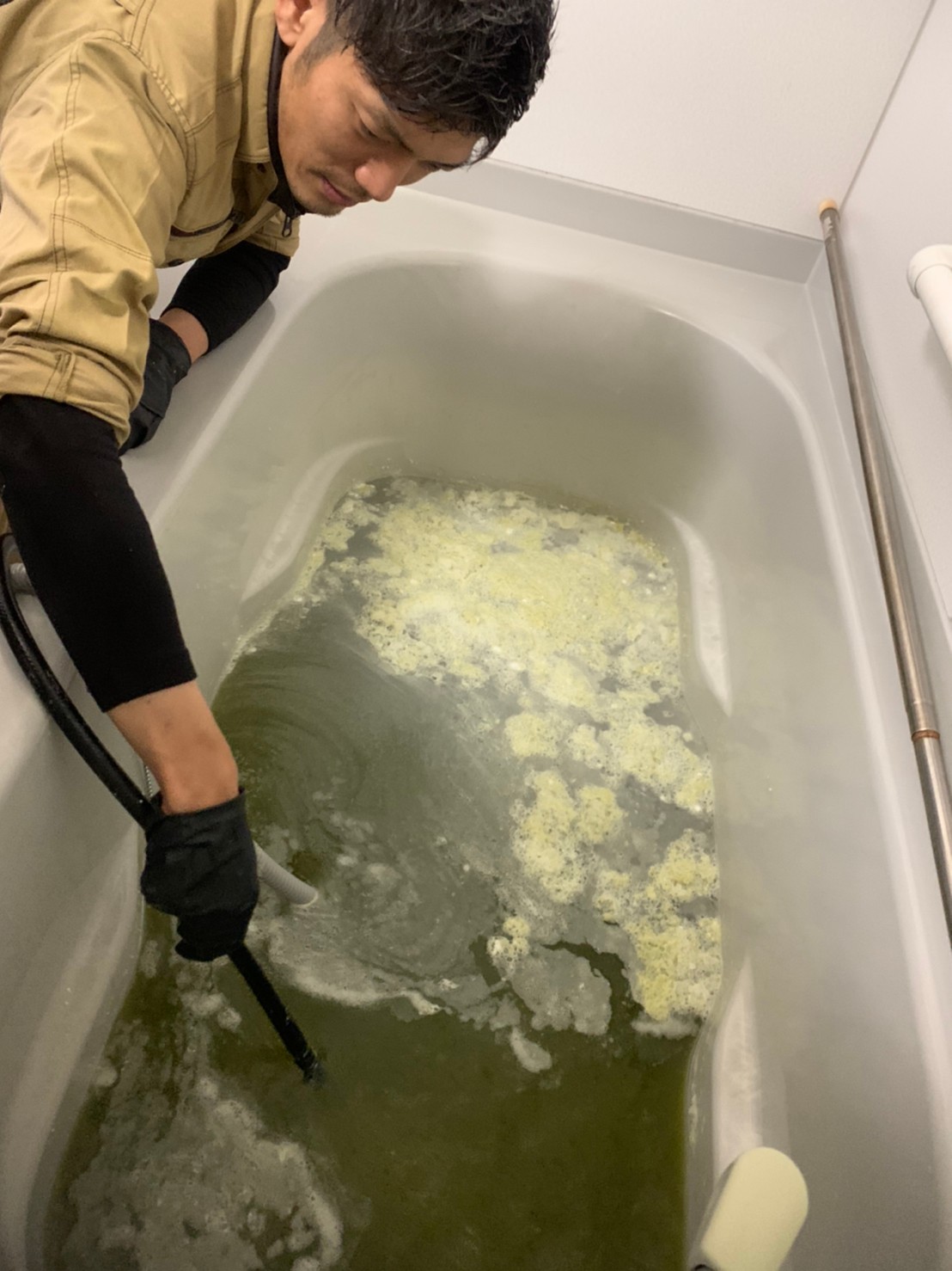 追い炊き配管内の汚れを輩出