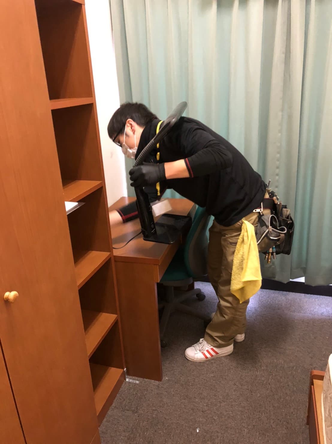 学生寮室内清掃