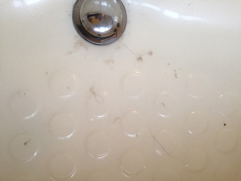 給湯配管の汚れゴミ